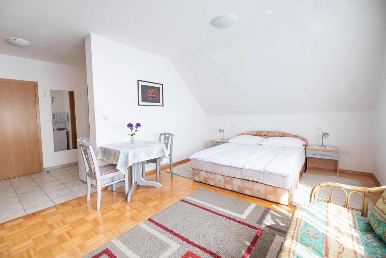 Apartmaji Trentelj Bled Exterior photo